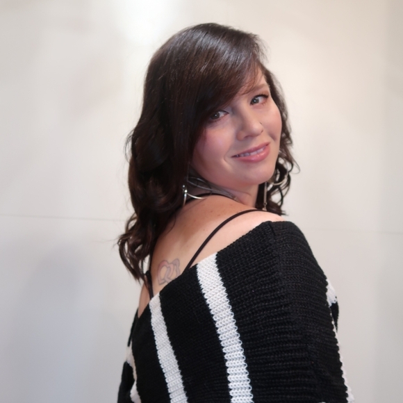 Striped Twist Knot Sweater - Picture 8 of 10